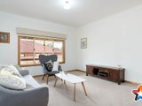 https://images.listonce.com.au/custom/160x/listings/23-prospect-road-wandin-north-vic-3139/918/01524918_img_04.jpg?7iUnnnNMYcA