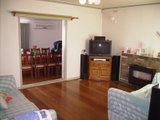 https://images.listonce.com.au/custom/160x/listings/23-ronald-ave-altona-north-vic-3025/210/01614210_img_02.jpg?nIEyC7NODYI