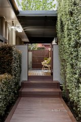 https://images.listonce.com.au/custom/160x/listings/23-rosemary-avenue-croydon-hills-vic-3136/293/01583293_img_02.jpg?wrKyU29APWw