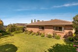 https://images.listonce.com.au/custom/160x/listings/23-rowitta-drive-glen-waverley-vic-3150/953/01660953_img_08.jpg?Hv2M3ZID5lk