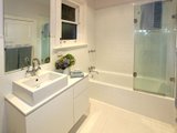 https://images.listonce.com.au/custom/160x/listings/23-ruskin-street-elwood-vic-3184/870/01793870_img_04.jpg?lUzJf-IZmAE