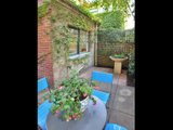 https://images.listonce.com.au/custom/160x/listings/23-ruskin-street-elwood-vic-3184/870/01793870_img_09.jpg?vgDZXZGGyC8