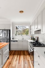 https://images.listonce.com.au/custom/160x/listings/23-sackville-street-montmorency-vic-3094/070/01582070_img_06.jpg?0ok1_bOKgoY