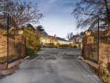 https://images.listonce.com.au/custom/160x/listings/23-sarah-crescent-templestowe-vic-3106/971/01721971_img_32.jpg?0XzmV82v-uw