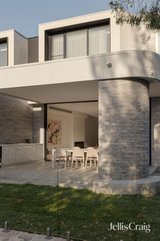 https://images.listonce.com.au/custom/160x/listings/23-simpson-street-northcote-vic-3070/241/01986241_img_09.jpg?Q5x9zvAFhZs