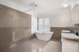 https://images.listonce.com.au/custom/160x/listings/23-tandarra-drive-ringwood-vic-3134/056/01908056_img_12.jpg?jGHITgPjqXI