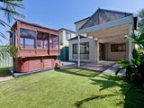 https://images.listonce.com.au/custom/160x/listings/23-the-crescent-point-cook-vic-3030/713/01202713_img_03.jpg?GKZc-7-QwQ8