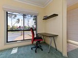 https://images.listonce.com.au/custom/160x/listings/23-the-crescent-point-cook-vic-3030/713/01202713_img_06.jpg?vA9JwR0R1cg