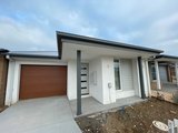 https://images.listonce.com.au/custom/160x/listings/23-tranquility-crescent-armstrong-creek-vic-3217/106/01626106_img_20.jpg?r9ThlVZNHY0