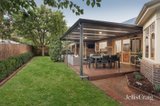 https://images.listonce.com.au/custom/160x/listings/23-valley-park-grove-eltham-vic-3095/933/01877933_img_16.jpg?qea3UXBlGiU