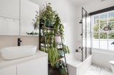 https://images.listonce.com.au/custom/160x/listings/23-victoria-parade-collingwood-vic-3066/186/01782186_img_18.jpg?GTOpmrZSrFY
