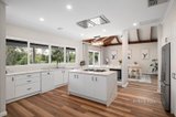 https://images.listonce.com.au/custom/160x/listings/23-william-road-lilydale-vic-3140/784/01610784_img_07.jpg?CYxzgtfK48w