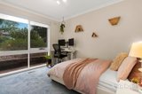 https://images.listonce.com.au/custom/160x/listings/23-wycliffe-crescent-eltham-vic-3095/754/01875754_img_14.jpg?uVWwaiTXcoE