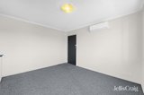 https://images.listonce.com.au/custom/160x/listings/230-lebanon-street-strathmore-vic-3041/675/01740675_img_07.jpg?-8EJkXMuDW4