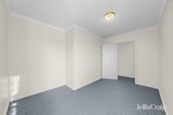 https://images.listonce.com.au/custom/160x/listings/230-lebanon-street-strathmore-vic-3041/675/01740675_img_14.jpg?NUh_SFDV0IY