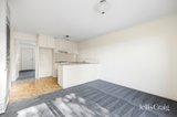 https://images.listonce.com.au/custom/160x/listings/230-paramount-crescent-st-albans-park-vic-3219/646/01959646_img_04.jpg?QdyBxLUb5KE