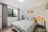 https://images.listonce.com.au/custom/160x/listings/230-pascoe-avenue-croydon-vic-3136/487/01740487_img_07.jpg?NhXv8MwNlRA