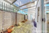 https://images.listonce.com.au/custom/160x/listings/230-tennyson-street-elwood-vic-3184/979/01822979_img_08.jpg?JgMIiTpZ48s
