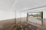 https://images.listonce.com.au/custom/160x/listings/2301-beaconsfield-parade-middle-park-vic-3206/277/01976277_img_02.jpg?ZRRl_wExih8