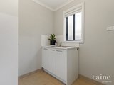 https://images.listonce.com.au/custom/160x/listings/2307-specimen-vale-ballarat-east-vic-3350/731/01576731_img_13.jpg?Hku7BEI9eqo