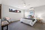 https://images.listonce.com.au/custom/160x/listings/2307-specimen-vale-south-ballarat-east-vic-3350/476/01765476_img_06.jpg?M1nDzVD9Kmw