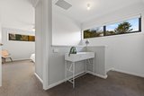 https://images.listonce.com.au/custom/160x/listings/2307-specimen-vale-south-ballarat-east-vic-3350/476/01765476_img_07.jpg?EaN3ikeTGJw
