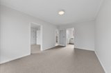 https://images.listonce.com.au/custom/160x/listings/231-beach-avenue-elwood-vic-3184/252/01951252_img_05.jpg?zJC7I91JZwU