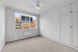 https://images.listonce.com.au/custom/160x/listings/231-beach-avenue-elwood-vic-3184/252/01951252_img_11.jpg?daP_1qelKdM