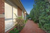 https://images.listonce.com.au/custom/160x/listings/231-george-street-bentleigh-east-vic-3165/493/01279493_img_16.jpg?Q9FiI3GblWs