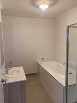 https://images.listonce.com.au/custom/160x/listings/231-meadowvale-drive-grovedale-vic-3216/099/01702099_img_24.jpg?ePzn6fUeVG0