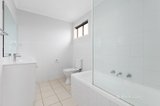 https://images.listonce.com.au/custom/160x/listings/231-rokewood-cres-meadow-heights-vic-3048/501/01811501_img_04.jpg?uSnxFAglJHU