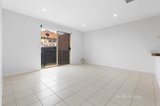 https://images.listonce.com.au/custom/160x/listings/231-rokewood-cres-meadow-heights-vic-3048/501/01811501_img_06.jpg?JlxnY3aqKs8