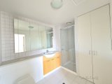 https://images.listonce.com.au/custom/160x/listings/231-st-david-street-fitzroy-vic-3065/463/01685463_img_05.jpg?UEXDbMAL2Bc
