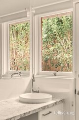 https://images.listonce.com.au/custom/160x/listings/2312-14-venice-street-mentone-vic-3194/028/01980028_img_07.jpg?MFnZemuJ9YM