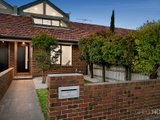 https://images.listonce.com.au/custom/160x/listings/231a-the-boulevard-port-melbourne-vic-3207/170/01087170_img_09.jpg?_6he7tg05Lo