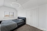 https://images.listonce.com.au/custom/160x/listings/232-napier-street-strathmore-vic-3041/323/01991323_img_11.jpg?HMHyun2knJ0