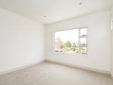 https://images.listonce.com.au/custom/160x/listings/232-upper-skene-street-newtown-vic-3220/909/01698909_img_07.jpg?ysr4tuDFaho