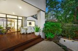 https://images.listonce.com.au/custom/160x/listings/232-view-hill-road-balwyn-north-vic-3104/914/00508914_img_13.jpg?b5fZzzqaqY0