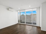 https://images.listonce.com.au/custom/160x/listings/232209-bay-street-brighton-vic-3186/868/01702868_img_05.jpg?Bf2KXRPpBlg