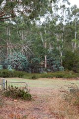 https://images.listonce.com.au/custom/160x/listings/2323-heidelberg-kinglake-road-st-andrews-vic-3761/504/01680504_img_16.jpg?u72qBJKljVc
