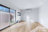 https://images.listonce.com.au/custom/160x/listings/233-graham-avenue-mckinnon-vic-3204/156/01725156_img_06.jpg?w-Z6SnA4lno