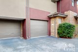 https://images.listonce.com.au/custom/160x/listings/233-graham-avenue-mckinnon-vic-3204/156/01725156_img_13.jpg?QznbaZfnx1I