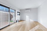 https://images.listonce.com.au/custom/160x/listings/233-graham-avenue-mckinnon-vic-3204/649/01975649_img_08.jpg?HyzLiNa2cOM