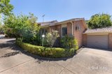https://images.listonce.com.au/custom/160x/listings/233-wooddale-grove-donvale-vic-3111/200/01865200_img_02.jpg?u49doHXOGw0