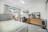 https://images.listonce.com.au/custom/160x/listings/23305-canterbury-road-forest-hill-vic-3131/958/01768958_img_06.jpg?4IdvWxBMW4w