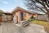 https://images.listonce.com.au/custom/160x/listings/234-durham-road-surrey-hills-vic-3127/813/01753813_img_14.jpg?tpgo-O9MOV8