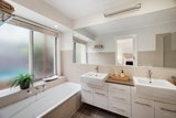 https://images.listonce.com.au/custom/160x/listings/234-westwood-drive-bulleen-vic-3105/546/00964546_img_11.jpg?4BIRf_tKtUM