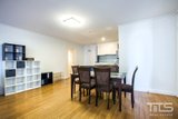 https://images.listonce.com.au/custom/160x/listings/234173-city-road-southbank-vic-3006/555/01772555_img_08.jpg?rt9ub_cXC3g