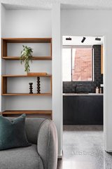 https://images.listonce.com.au/custom/160x/listings/2348-dryburgh-street-north-melbourne-vic-3051/140/01335140_img_07.jpg?F6oKF4Zq33U