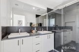 https://images.listonce.com.au/custom/160x/listings/2348-highbury-road-mount-waverley-vic-3149/642/01973642_img_07.jpg?PHWsiXum4Yg